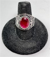 Alpaca Ruby Poision Ring Size 8