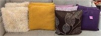 V - DECORATIVE ACCENT PILLOWS (D43)