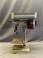 TOOL SHOP 5 SPEED DRILL PRESS