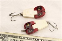 (2) HEDDON STINGAREE LURES, RED AND WHITE