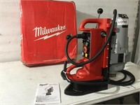 Milwaukee Mag Drill