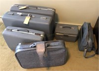 6 Piece Forecast Matching Luggage Set