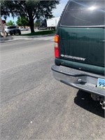 2001 Chevrolet Suburban Green