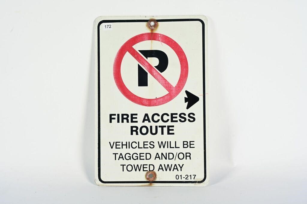 NO PARKING FIRE ROUTE ALUMINUM SIGN