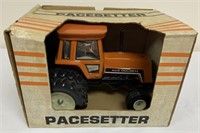 Pacesetter "Big Orange" Decanter