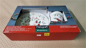 Platzgraff Winterberry Santa & Cookies Set in Box