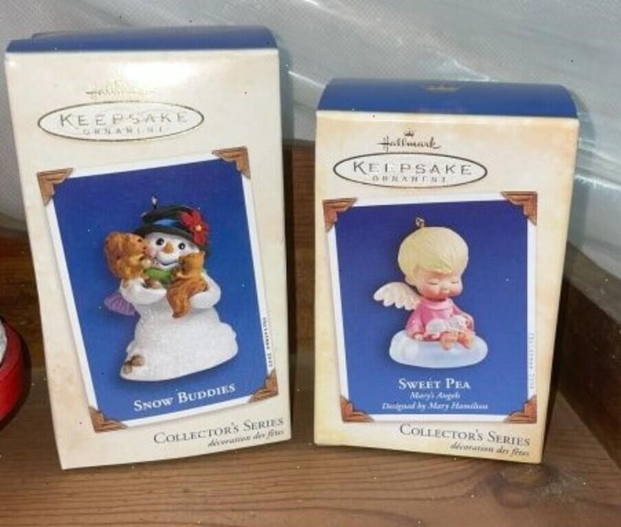 (2) Vtg Hallmark Keepsake Ornaments: Snow