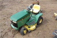 John Deere LX176 Riding Lawn Mower