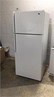 GE Refrigerator T