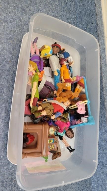 Tub of vintage action figures