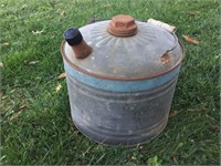 Gas Can w/ Carry Handle