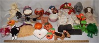 LOT - DECORATIONS, TOYS, ETC.