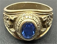 10k.Gold Sz.8 1970 Saint Francis Academy Ring