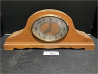 Vintage Electric Revere Mantel Clock.