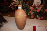 LARGE POTTERY VASE WITH FLORALS
