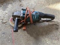 MAKITA HD ANGLE GRINDER