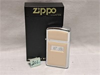 1990's zippo silver /white