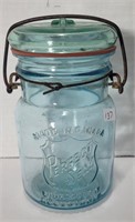 BLUE PERFECT SEAL PINT FRUIT JAR