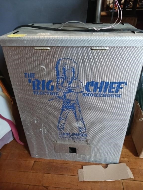 BIG CHIEF ELECTRIC SMOKER