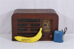 Vintage Radios- Pocket & Table Top