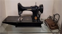 Singer Featherlight Sewing Machine #3-110 In Box
