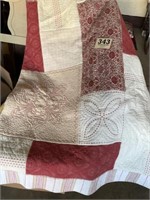 Beautiful quilted blanket
Full-size with shams