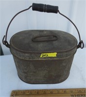 Vintage lunch pail