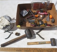 Rubber hammers, tools, tape