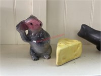 Mouse and Cheese Vintage Salt and Pepper Shakers