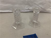 Set of 2 glass taper candle holders