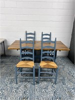Vintage Table and 4 chairs