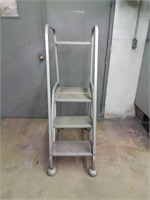 3 step platform portable stairs