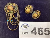 BROOCH AND CLIP ON EARRINGS