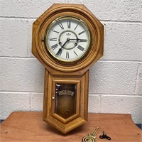 D&A Regulator Clock