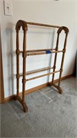 Wood quilt rack -
39.5” H x 27.5” L x 7.5” W