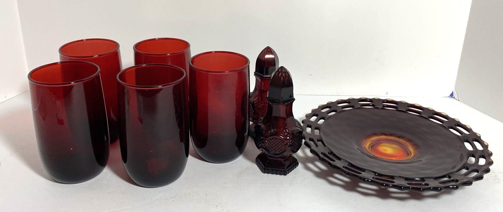 Red Amberina Reticulated Plate & Cape Cod Shakers