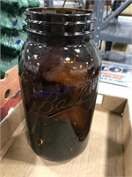 2 quart amber Ball canning jar