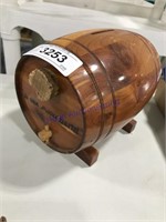 Wood barrel bank, 8" long