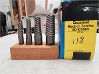 EASY OUT SCREW EXTRACTORS W/ WOODEN BLOCK