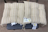 2pk of Tie Back Outdoor Cushions, New