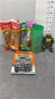 8 PC. TOY LOT