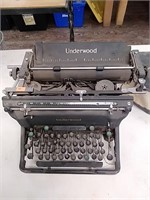 Underwood vintage typewriter