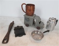 (6) Vintage Kitchen Accessory and Collectible