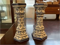 2 BLUE AND WHITE CANDLESTICKS