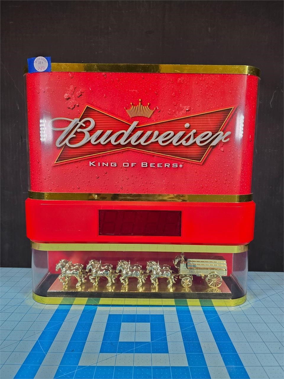 Budweiser bar clock and light