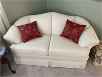 Cochrane Furniture 2-Cushion Loveseat