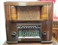 RCA Victor Model T80 Table Top Tube Radio
