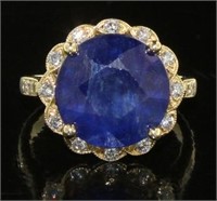 14kt Yellow Gold 8.20 ct Sapphire & Diamond Ring