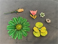 Lot of flower pins