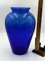 Large beautiful cobalt blue vase